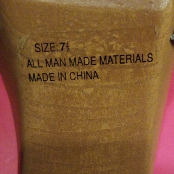 Black strap and wood heel heels *QUPID* - Picture 5 of 5